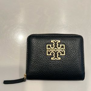 Tory Burch Bi-Fold Wallet